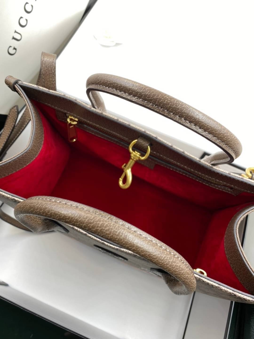 VIP 】Disney x Gucci Donald Duck tote bag พร้อมส่งที่ไทย งานหนังแท้ สวยมาก ราคาดีมากกก ไม่ควรพลาดเลยค่าาา