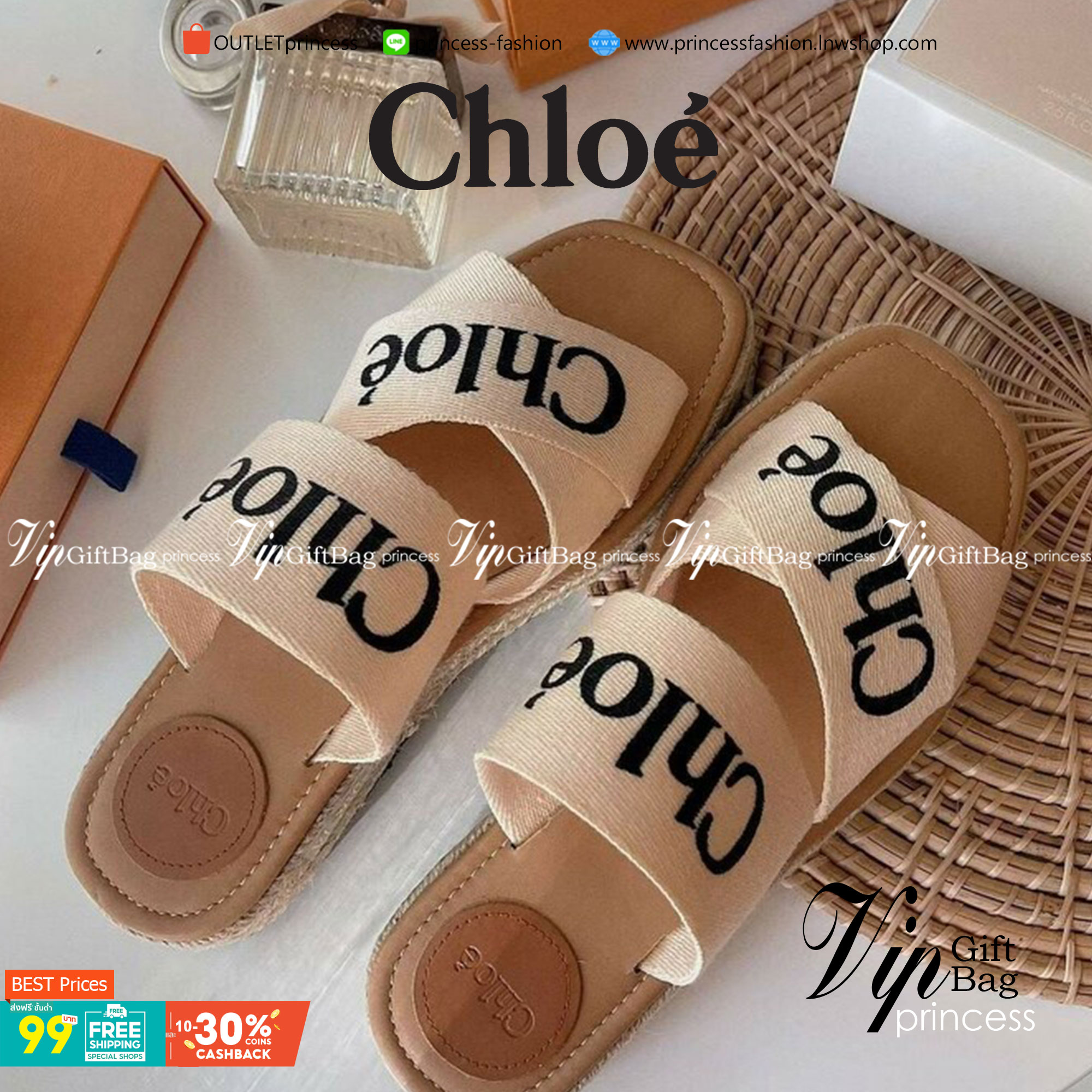 CHLOÉ LOGO SLIDE SANDEL ช่วงนี้ แบรนด์นี้เค้าอินมากคะ แอดบอกไว้เลยไม่มีไม่ได้แล้ว งานสวม ใส่สบาย วัสดุผ้าแคนวาส ตีแบรนด์ไค้วครอสเอ็กซ์ ส้นเสมอ มีส้นเล็กน้อย กำลังใส่สบายไม่เขย่ง น้ำหนักเบา