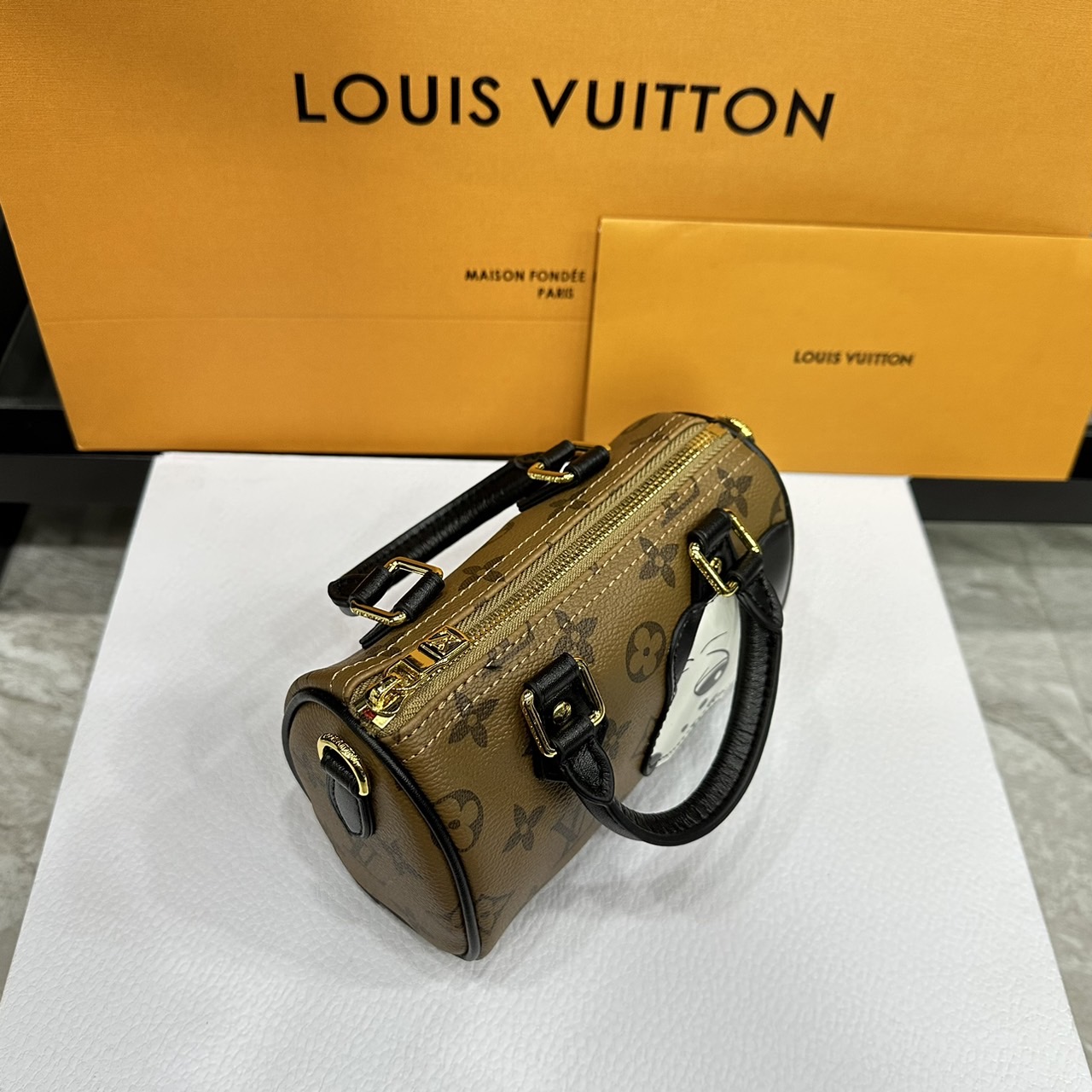 LV Nano Speedy Monogram Reverse Canvas Bag กระเป๋าสะพายใบเล็ก น้องหมารุ่นใหม่ cute dog เกรดออริ 1:1 ใช้งานต่างประเทศได้
