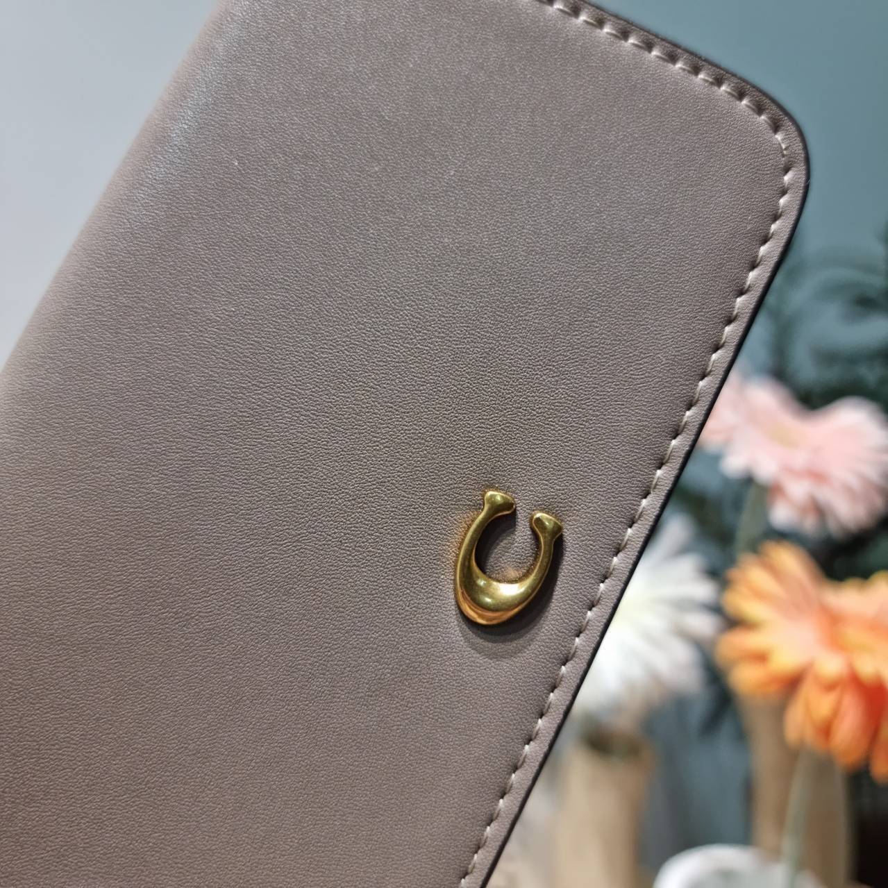 COACH SLIM CARD CASE IN SIGNATURE CANVAS C4818 / C5870 / C4818 กระเป๋าถนอมบัตรกึ่งกระเป๋าสตางค์ เกรดท็อปออริ เกรดดีสุด สลับแท้ 1:1 ใช้ต่างประเทศได้