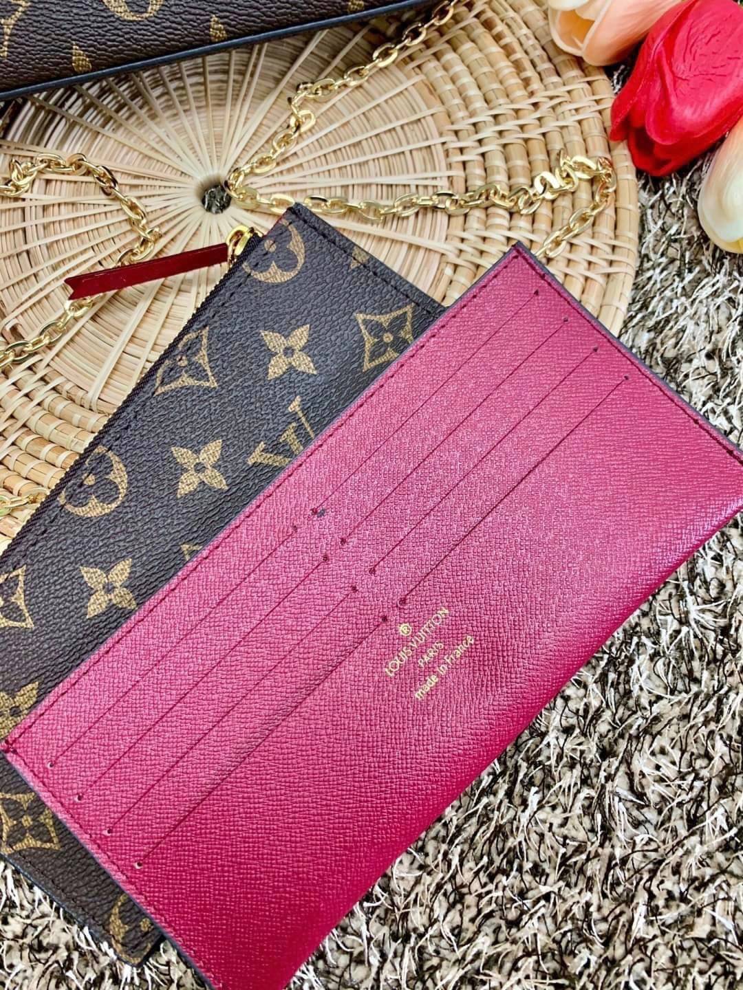 เน้นใช้งานได้จริงในชีวิตประจำวันค่ะ Louis vuitton felicie pochette พร้อมส่ง ซื้อ1ได้ถึง3!! มีไม่มาก หมดแล้วหมดเลยจ้าา! Premium gift จาก LV กระเป๋าสะพายข้างหรือถือแบบคลัทออกงาน หนังแกะแท้สวยงามค่ะ เปิดปิดกระเป๋าแบบกระดุม ภายในสามารถใส่มือถือได้ทุกรุ่น;พาสป