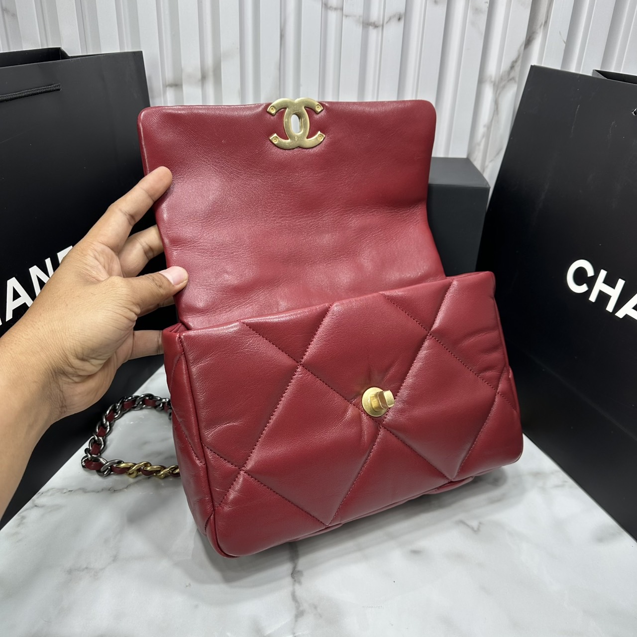 ORI หนังแท้ | CHANEL 19 Flap Bag 25cm กระเป๋าสะพายรุ่นยอดนิยม หนังนิ่มนุ่มลื่น หรูหราระดับตำนาน สวยงามเหนือกาลเวลา