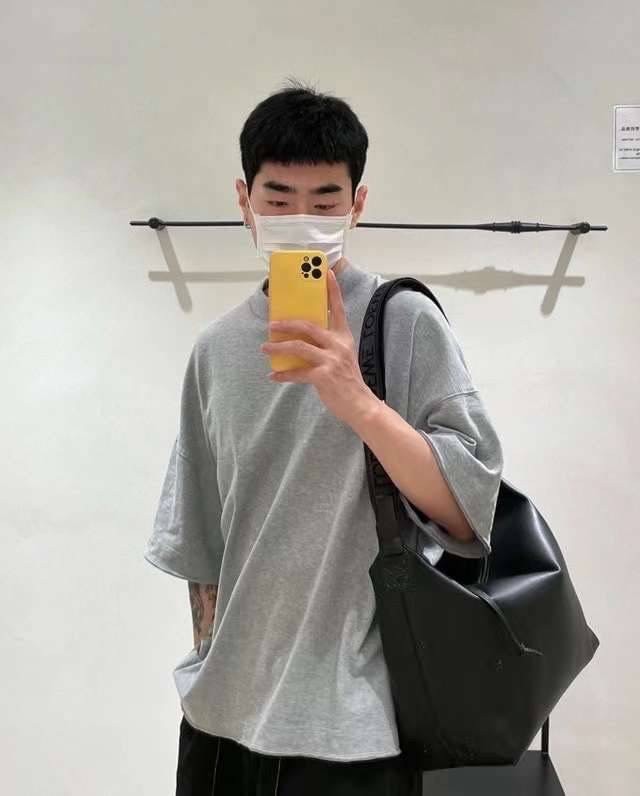 LOEWE Cubi leather crossbody bag / LOEWE IN SUPPLE SMOOTH CALFSKIN CUBI CROSSBODY BAG พร้อมส่ง **สินค้าเกรดท็อปออริจินอล 1:1 เกรดดีสุด สลับแท้ ใช้งานต่างประเทศได้