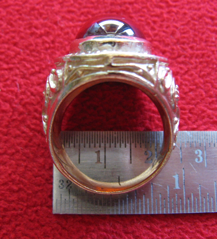 สินค้าจองค่ะ แหวนพลอยมณีใต้น้ำ(เพชรพญานาค)สีแดงเนื้อทองขาวล้อมเพชร(ทุกราศี)ค่ะ