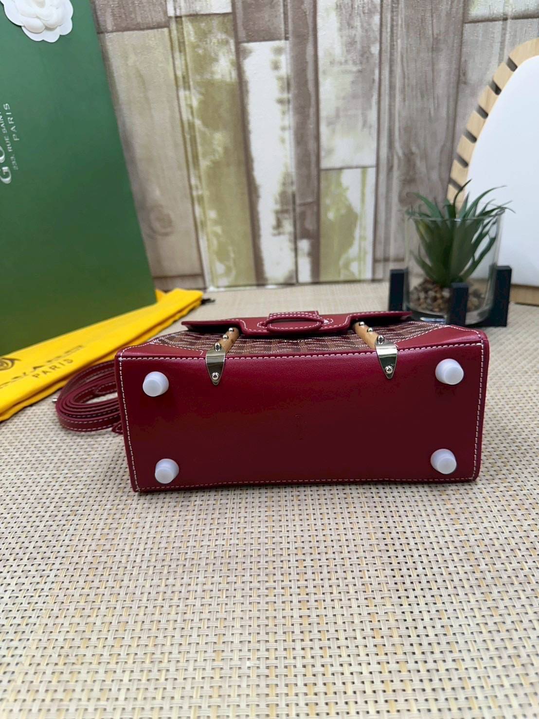 10 สี ORI หนังแท้ | GOYARD Saïgon Souple Mini Bag 20cm กระเป๋าถือ/สะพายดีไซน์หูจับไม้เป็นเอกลักษณ์ที่สวยหรูหราสง่างาม