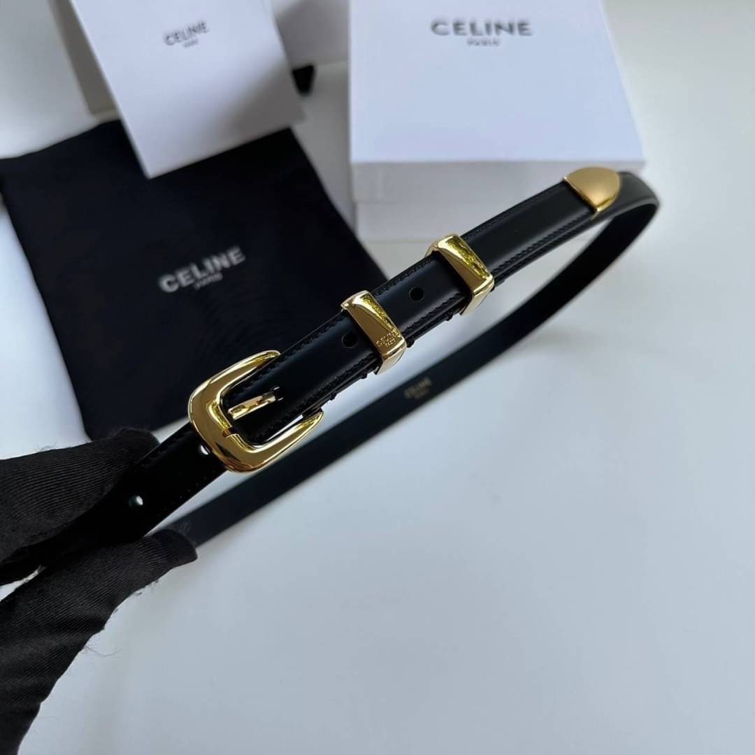 CELINE BELT 20MM ออริจินอลเกรด 1:1 หนังแท้ ปั้มโลโก้คมชัด สายปรับระดับได้ ดีไซน์เรียบหรูเข้ากับทุกลุ๊ค สินค้ามาพร้อม Original Package มีการ์ด ถุงผ้ากันฝุ่น ถุงกระดาษแบรนด์ กล่องแบรนด์ ครบชุดไอเท็มนี้แนะนำ ห้ามพลาดค่ะ!