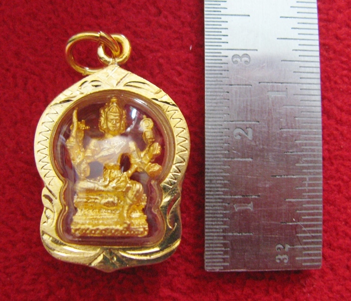 สินค้าหมดค่ะ องค์พระพรหมองค์เล็ก เนื้อทองเลี่ยมทองไมครอนพร้อมใบคาถาค่ะ