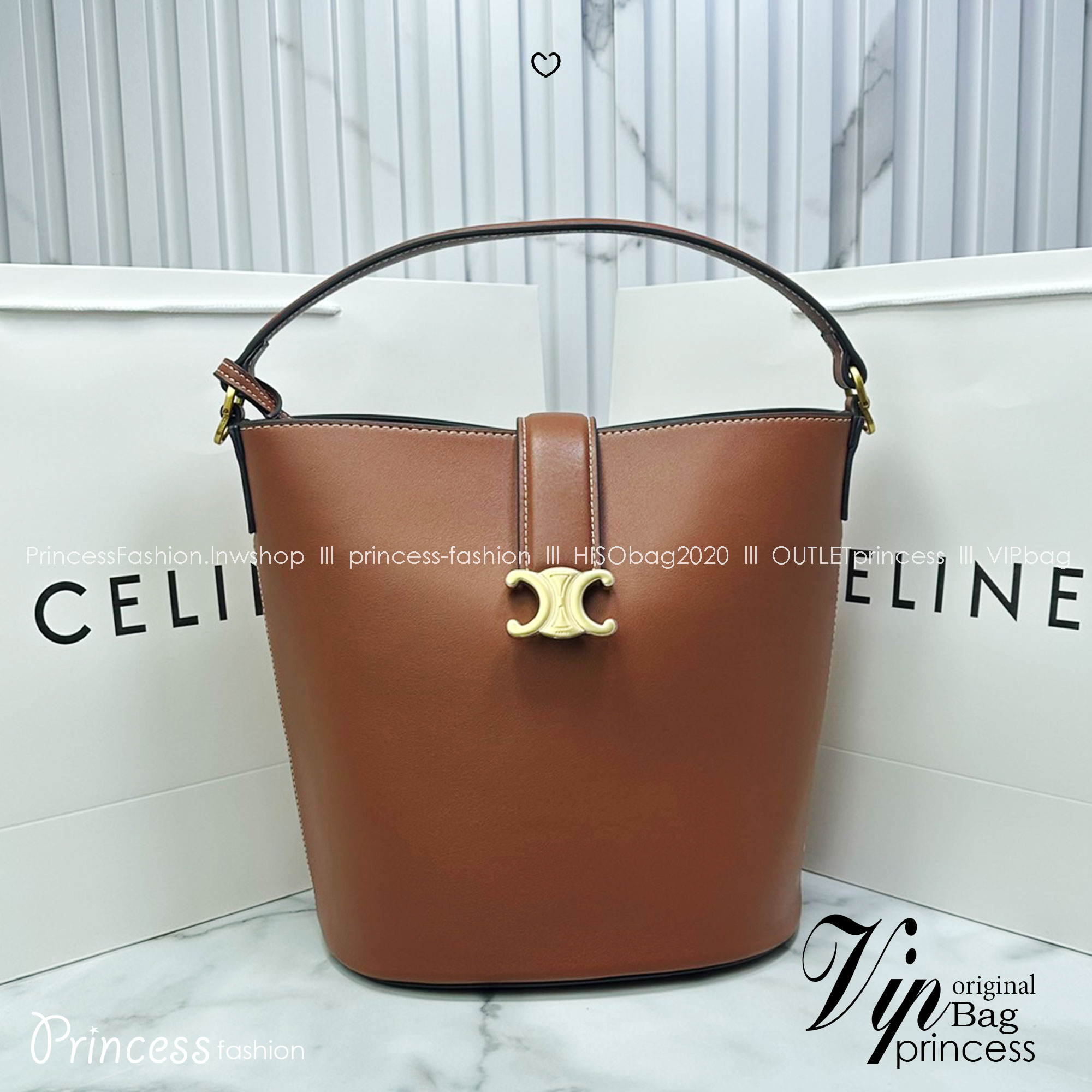 CELINE MEDIUM LOUISE BAG in SMOOTH CALFSKIN / Celine Bucket Bag กระเป๋าทรงบัคเก็ต กระเป๋าถือรุ่นใหม่ล่าสุด ดีไซน์หรูคลาสสิค