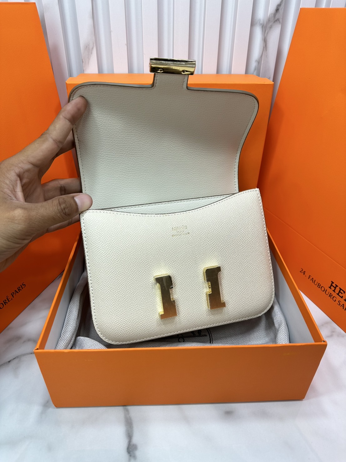 ORI หนังแท้ | Hermes Constance Bag กระเป๋าสะพายที่สุดแห่งหรูหราลัคชู นิยามของความสง่างามเหนือกาลเวลา แบรนด์เนมในฝัน งดงามดั่งเจ้าหญิง