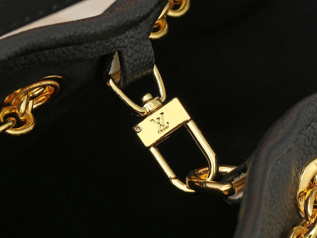 LV Bundle Monogram Empreinte Bag / LV Bella Bucket Bag กระเป๋าสะพายทรงบัคเก็ตรุ่นใหม่ ตกแต่งอะไหล่สีทองหรูหรา