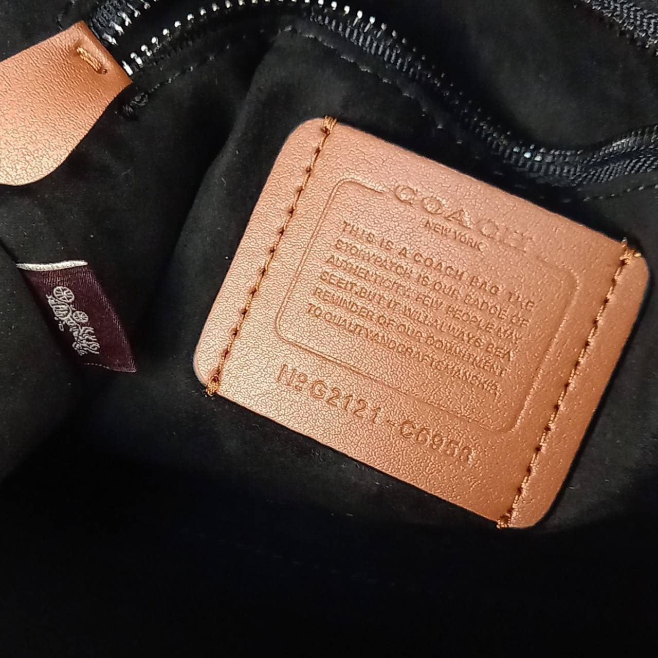 COACH CASUAL STYLE STREET STYLE 2WAY PLAIN LEATHER ELEGANT STYLE (C6958 C6852) 🌺 ที่สุด! ของที่สุด!! กระเป๋าถือ กระเป๋าสะพายรูปทรงสุดฮิต สุดคลาสสิค รุ่น UNISEX ที่ชิคๆ สบายๆ ได้ทั้งชายและหญิง// วัสดุหนังแท้ทั้งใบ ตัดเย็บด้วยหนังเนื้อนุ่มพิเศษ หนา 