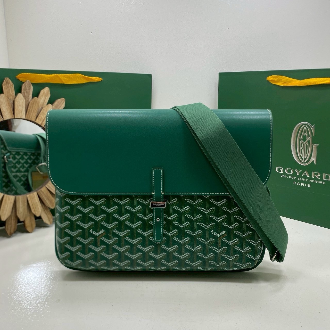 ORI หนังแท้ | Goyard Coursier Messenger bag กระเป๋าแมสเซ็นเจอร์ดีไซน์ใหม่ กะทัดรัดใช้งานได้อย่างคล่องตัว เหมาะมากสำหรับสายสปอร์ต ที่สุดของความหรูตอบโจทย์การใช้งาน ใบจริงสวยงามตามรูปค่ะ