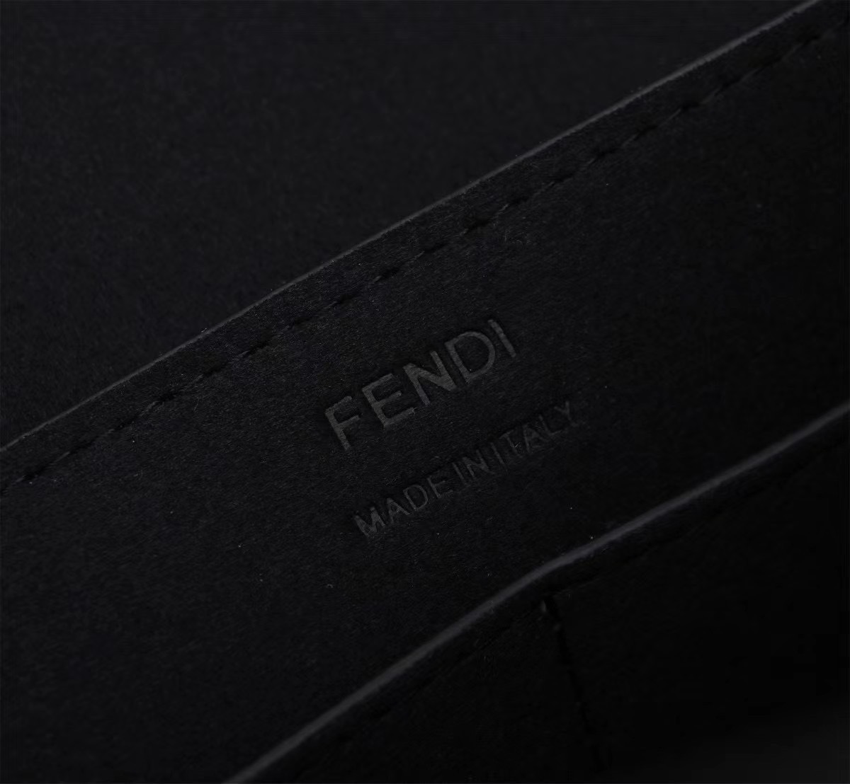 พร้อมส่ง 3 สี FENDI Origami Large Brown FF jacquard fabric bag / FENDI Tote Bag กระเป๋าทรงโท้ทใบใหญ่ สะพายได้2ทรงรูปลักษณ์สวยงามทันสมัย 🧡 เกรดออริจินอล 1:1 สลับแท้