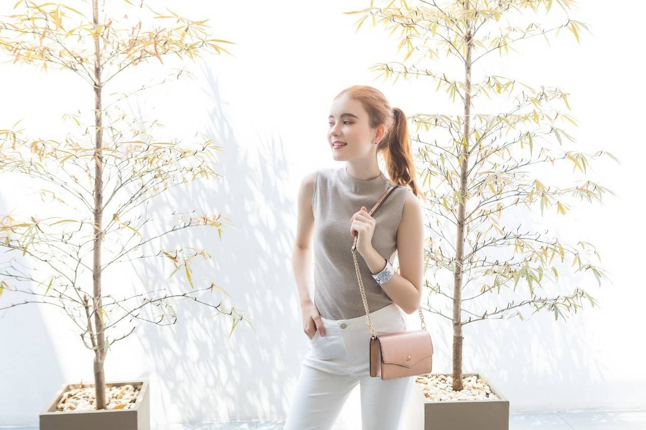 ทรงน่ารักมาก ใบเล็ก สี Glitter ✨ Limited รับ (summer) **KEEPBAG_Aris กระเป๋าใบใหม่เอาใจสาวทุกสไตล์เลยค่ะ 🌈🌈Summer นี้ ใครกำลังมองหากระเป๋าใบเล็กกะทัดรัด เหมาะกับทุกๆวัน ใช้งานง่าย ใส่ของครบใบนี้แนะนำเลยค่า น้ำหนักเบา สะพายไม่เจ็บไหล