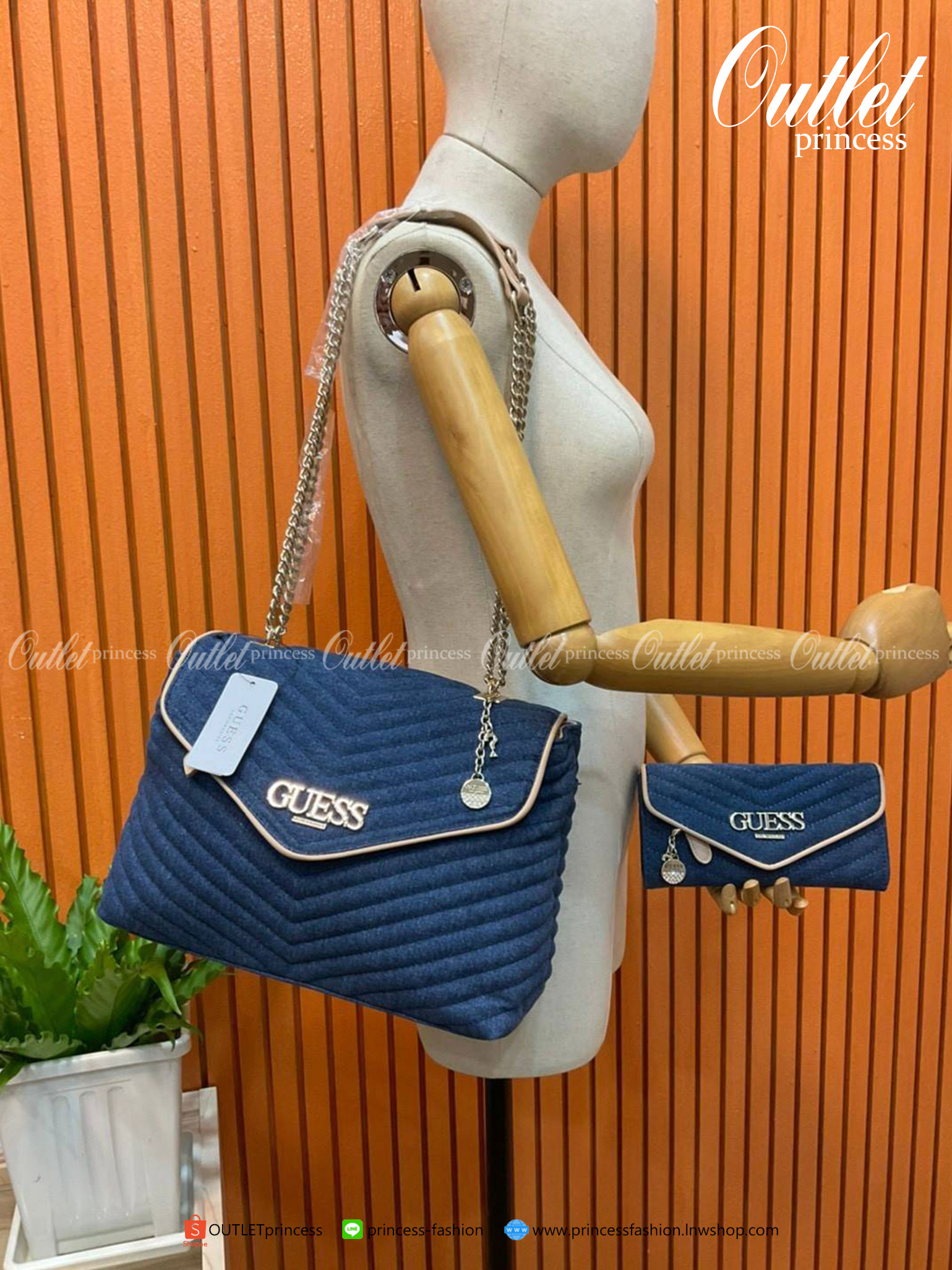 ของแท้ 100% Guess Women’s Crossbody Bag Set สุดคุ้ม!!!! เซตสวยหรูดูแพง สวยจริงจริง ช้าหมด ราคานี้หาที่ไหนได้!! Denim