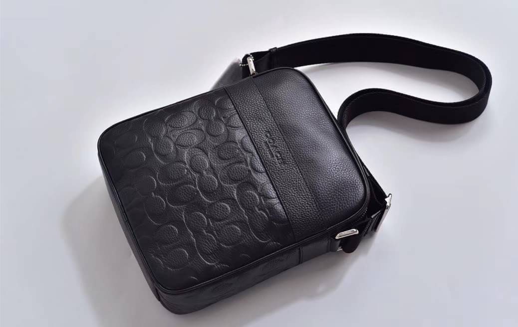 COACH Charles Flight Bag In Smooth Leather F71819 Men Black Beg Sling Cross body