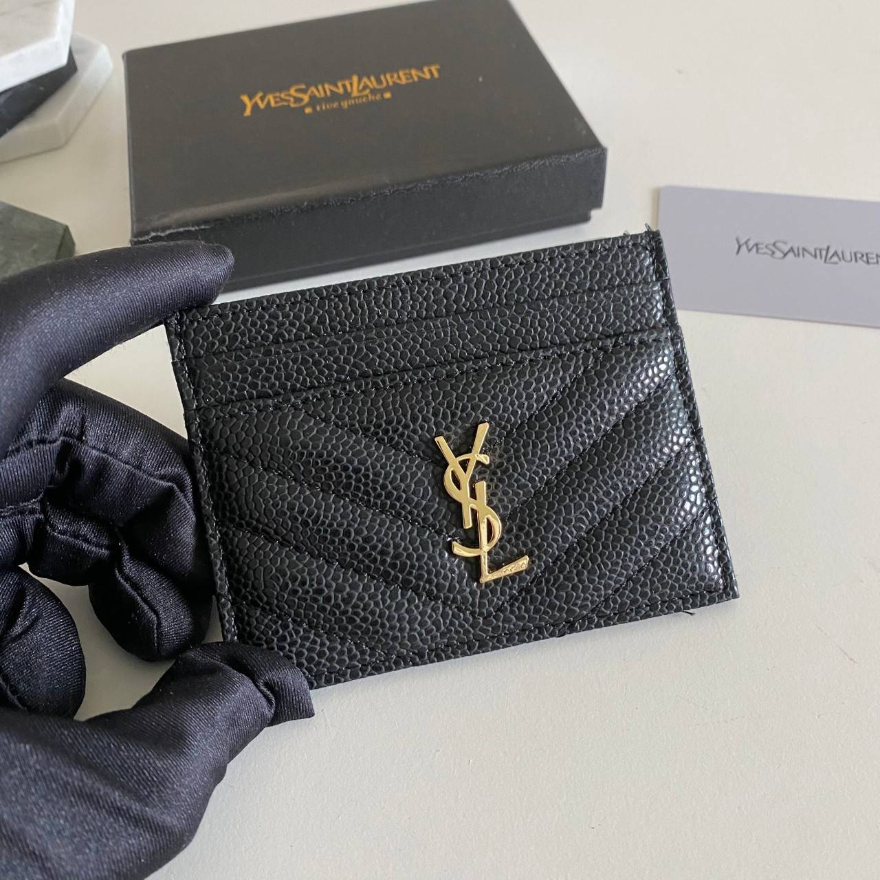 VIP 】หนังแท้ YSL SAINT LAURENT MONOGRAM CARD CASE IN GRAIN DE POUDRE EMBOSSED LEATHER (อะไหล่เงิน/อะไหล่ทอง) YSL CARD HOLDER