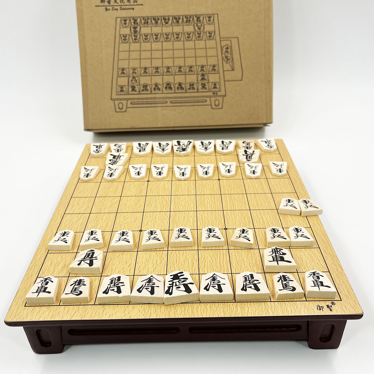 ชุดหมากรุกญี่ปุ่นโชกิกระดานไม้มีขาพร้อมตัวหมากไม้