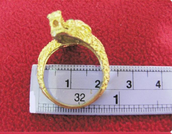 แหวนมังกรทองเหลืองประดับพลอยสีเขียว เจริญรุ่งเรือง โชคลาภวาสนาค่ะ