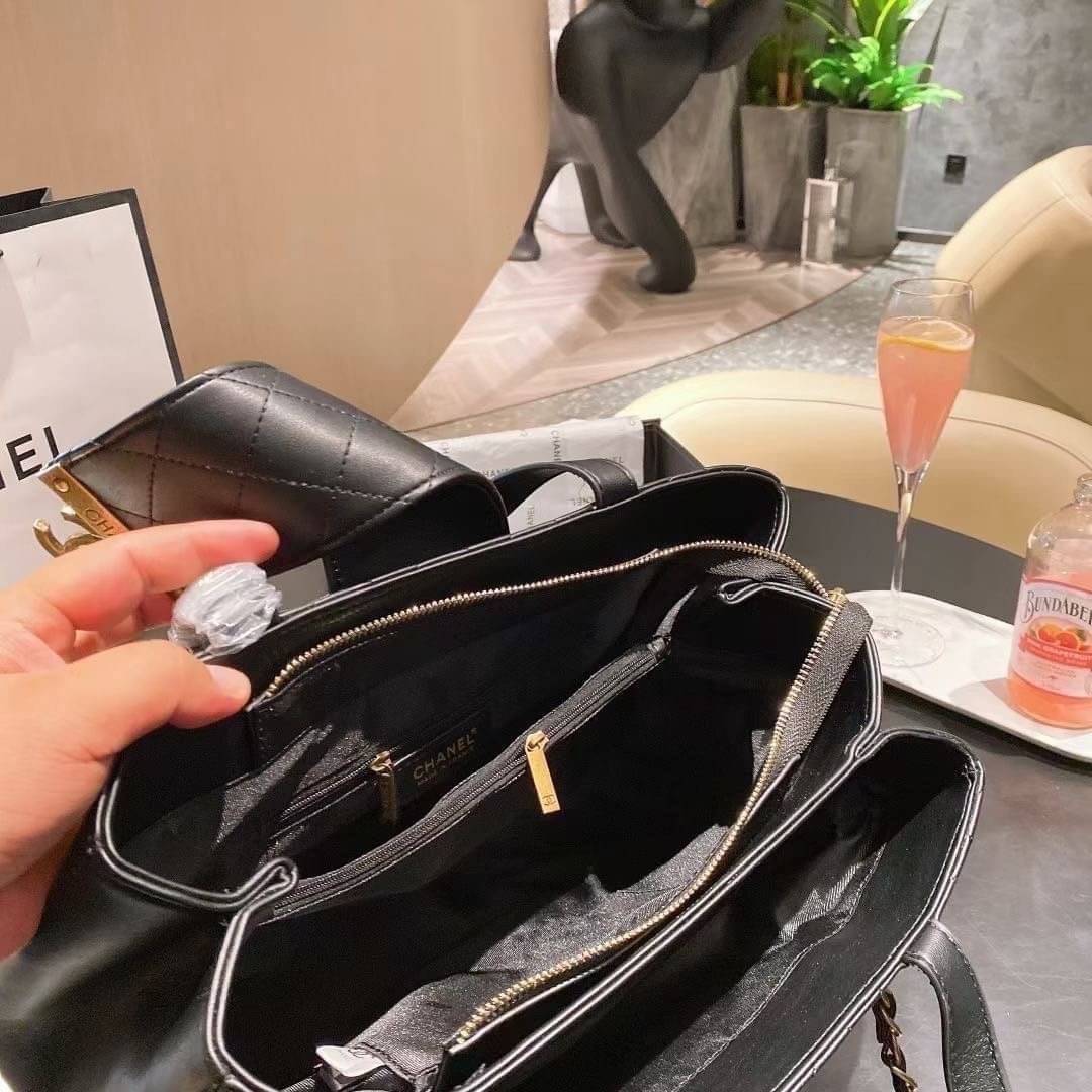 Chanel vip bag / Chanel tote bag 14" ภาพถ่ายจากงานขายจริง พร้อมส่ง