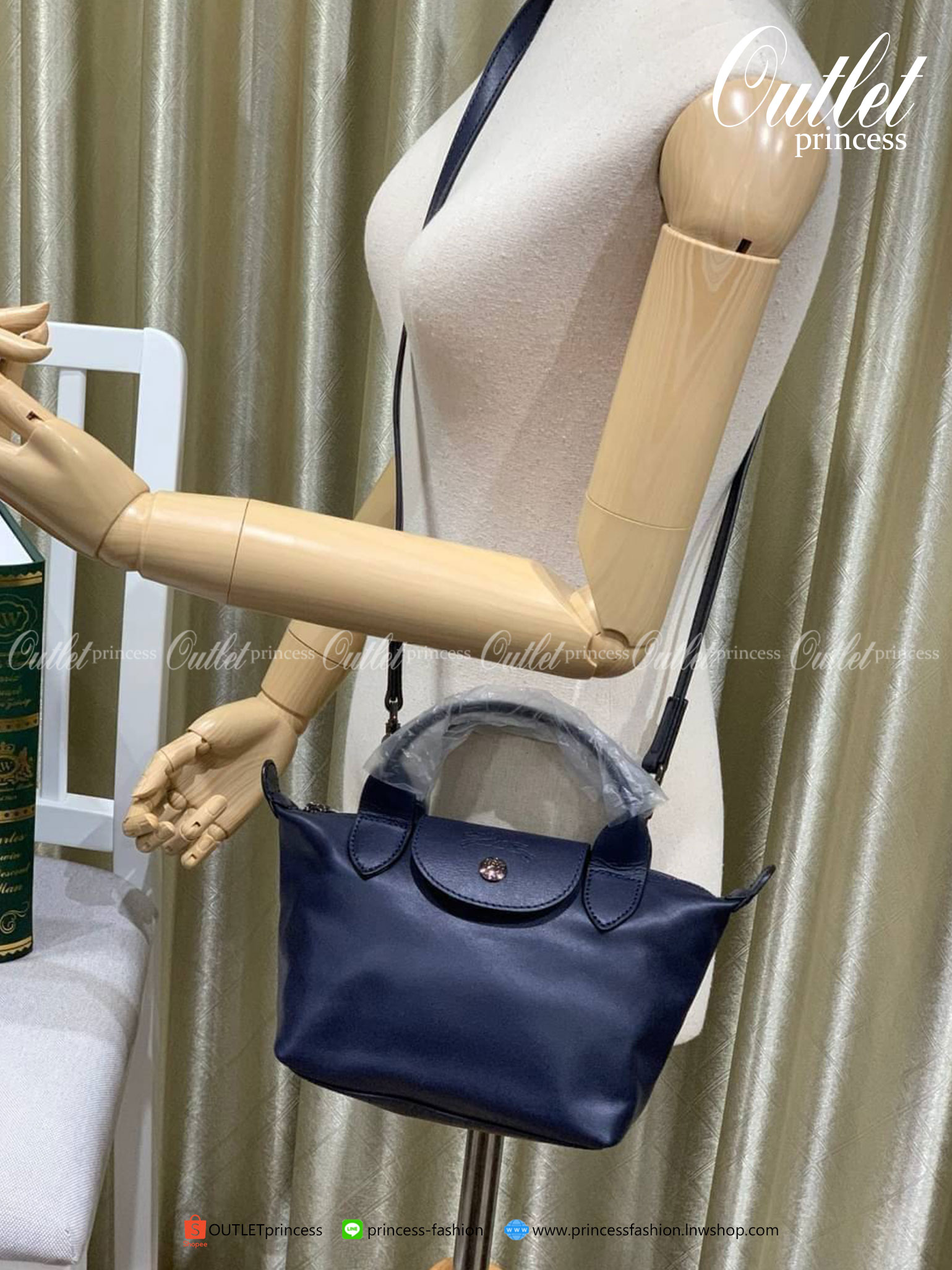 ของแท้ 100% Longchamp LE PLIAGE CUIR TOP HANDLE BAG Color: Black,Orange,Sienna, Navy,Nordic,Grey,Lichen