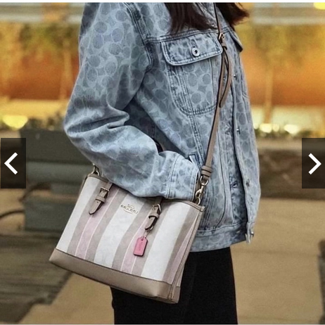 COACH Mollie Tote 25 In Signature Jacquard With Stripes พร้อมส่งที่ไทย ภาพสินค้าถ่ายจากงานขายจริง ใช้งานต่างประเทศได้