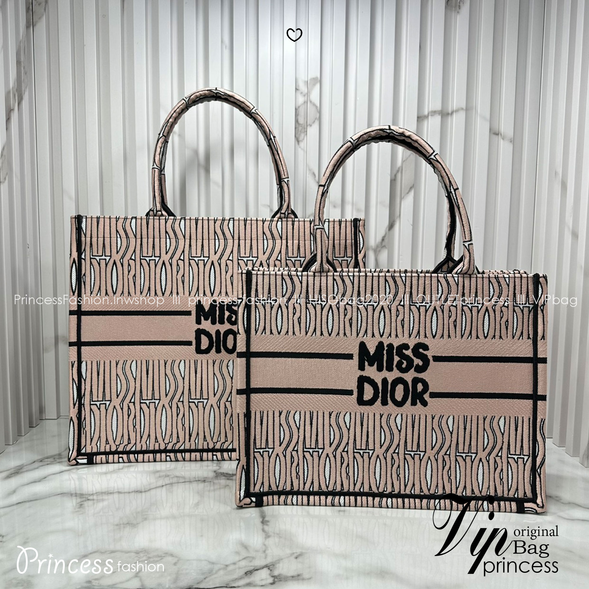 ORI หนังแท้ | Dior Miss Dior Allover Book Tote Handbag 14" กระเป๋าทรงโท้ทคอลใหม่ ดีไซน์ลวดลายกราฟฟิกสวยงามและหรูหราโดดเด่นไม่เหมือนใคร