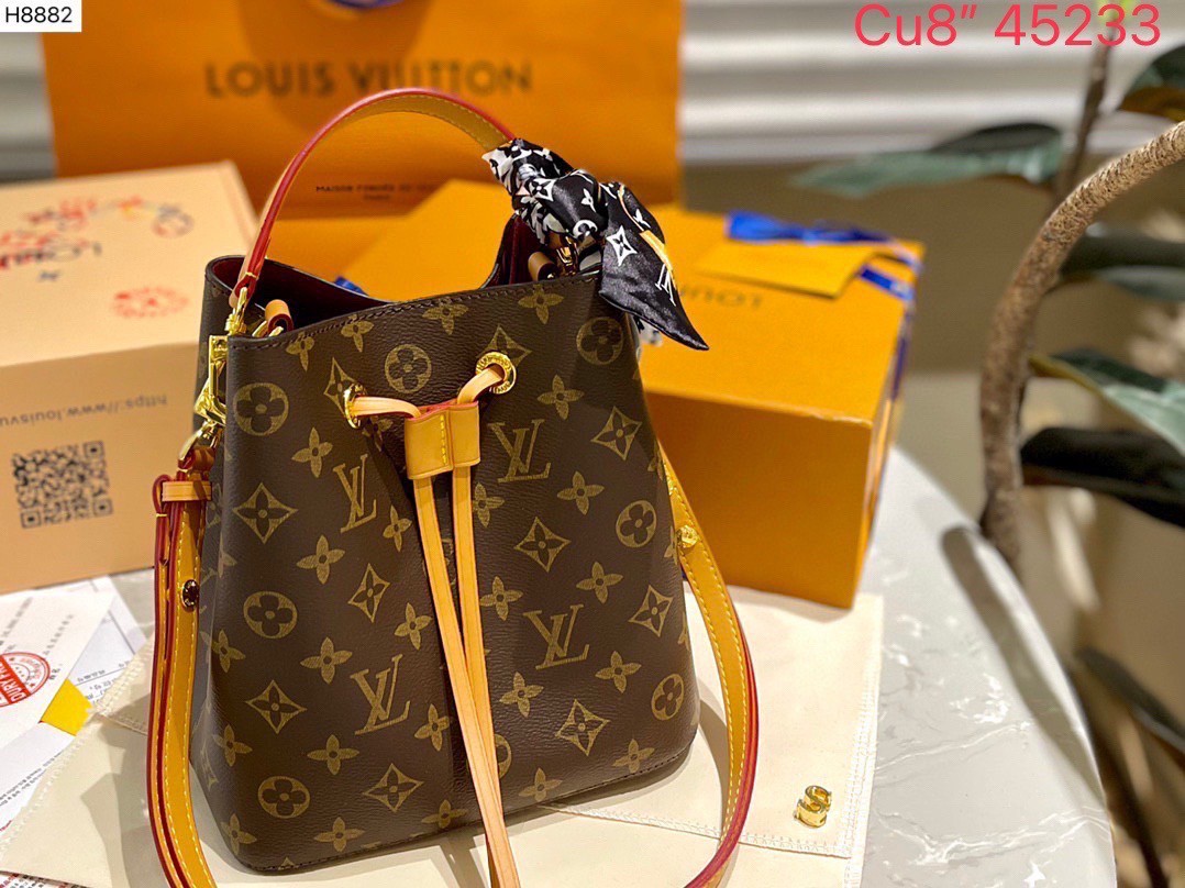 LV Neonoe Monogram Canvas Luxury Leather Handbag / LV Bucket Bag 9" พร้อมส่ง 3 สี กระเป๋าสะพายทรงบัคเก็ตโดดเด่นและเป็นเอกลักษณ์ด้วยการตกแต่งลายพิมพ์เฉพาะ อีกหนึ่งรุ่นท็อปฮิต ที่ไม่มีไม่ได้จริงๆ