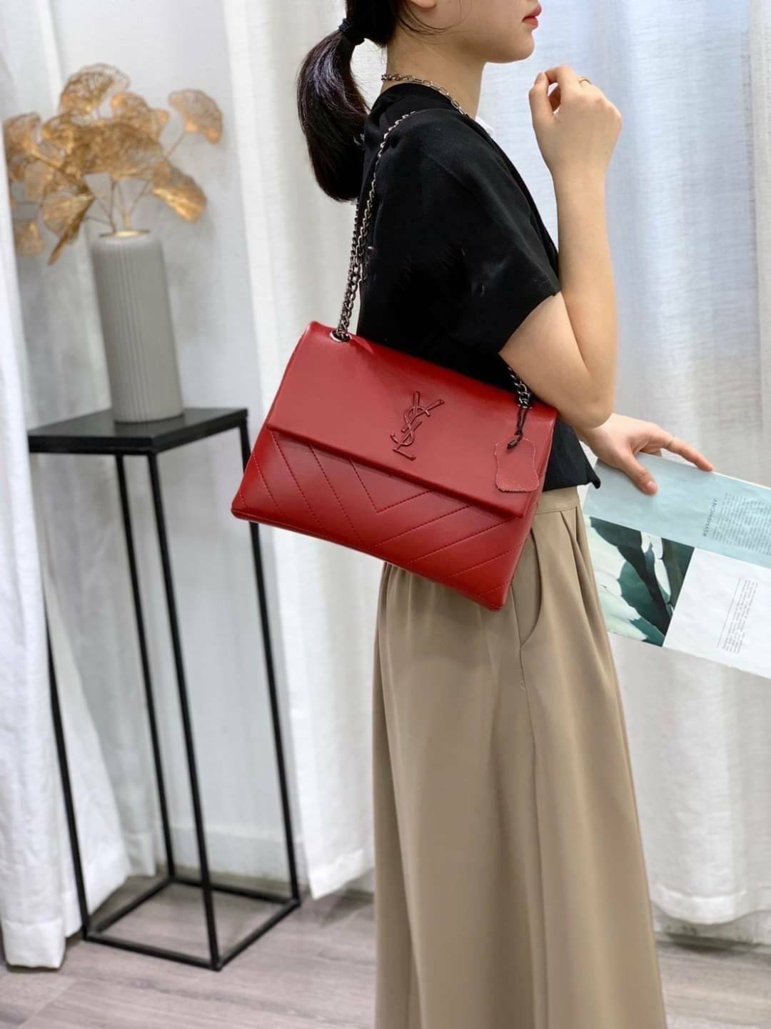 VIP 🥂 YVES SAINT LAURENT Large Sunset Shoulder Bag / YSL Shoulder Bag 11" ภาพสินค้าถ่ายจากงานขายจริง พร้อมส่งที่ไทย