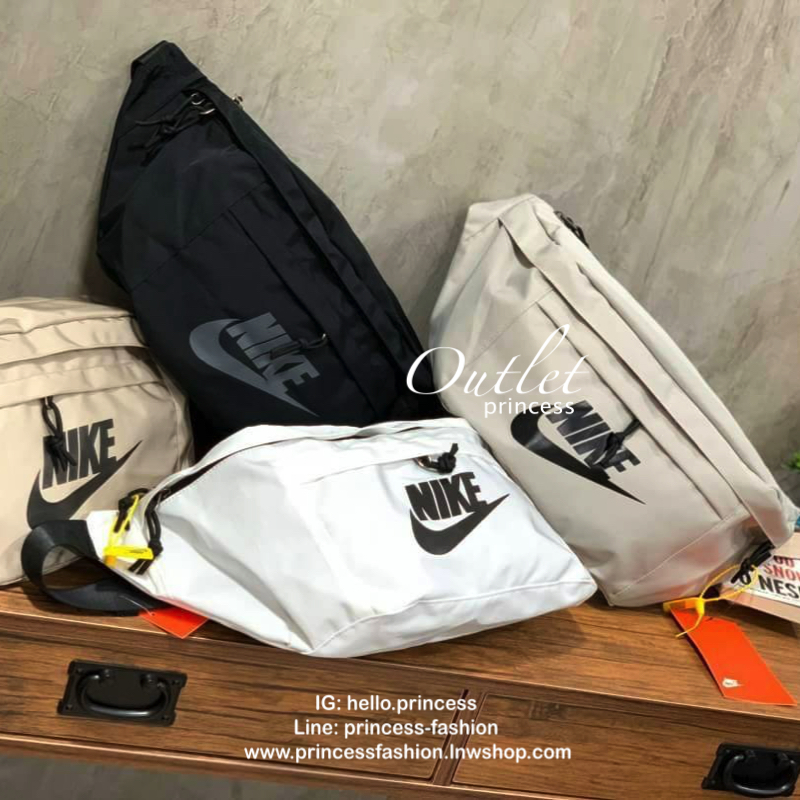 Nike Tech hip pack กระเป๋าคาดเอว Nike Tech รุ่นใหม่ชนช้อป!! ให้คุณหยิบใช้อุปกรณ์กีฬาและพกพาได้อย่างง่ายดาย พร้อมโดดเด่นด้วยกระเป๋าซิป 2 จุดสำหรับเก็บสิ่งของ และสายกระเป๋าแบบปรับได้เพื่อให้แนบกับลำตัว ใช้งานได้คล้องตัว ใส่ของได้จุสมใจเลยคร้า