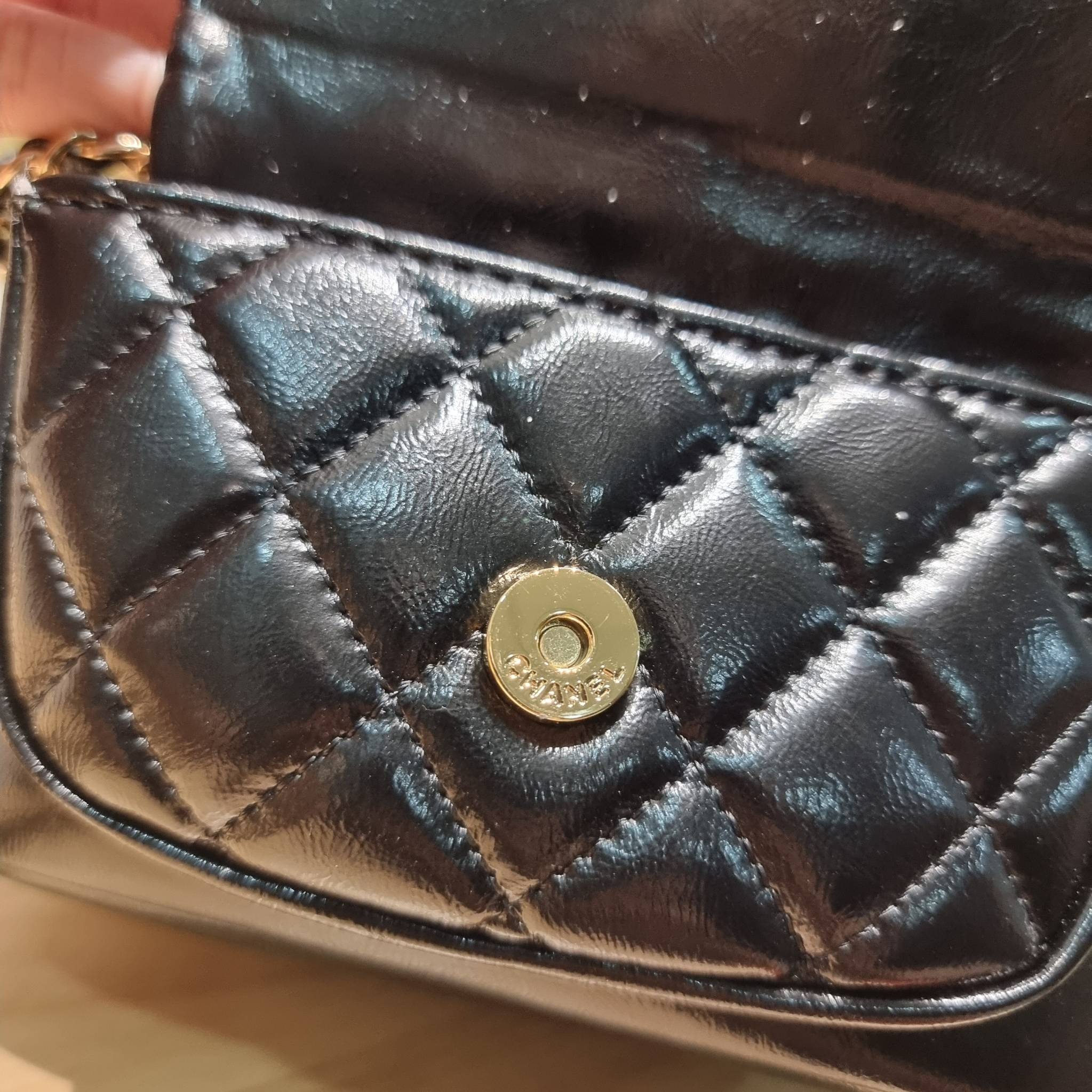 Chanel mini duma backpack กระเป๋าเป้ ไซส์มินิ สุดฮอต น่ารักน่าใช้สุดๆ ไอเท็มยอดฮิต รูปทรงทันสมัย ดีเทลความสวยมากมาย ทั้งสายรูดเก็บปาดกระเป๋า หรือจะช่องเปิดด้านหน้า ก็ดูหรูไปหมด ภายในโล่งกว้าง ใส่ของสำคัญได้