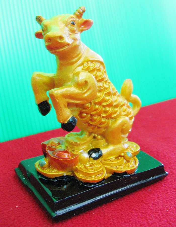 สินค้าหมดค่ะ รูปปั้นวัวเสริมดวง นำสู่ความสำเร็จ(เสริมบารมีคนเกิดวันศุกร์)ค่ะ