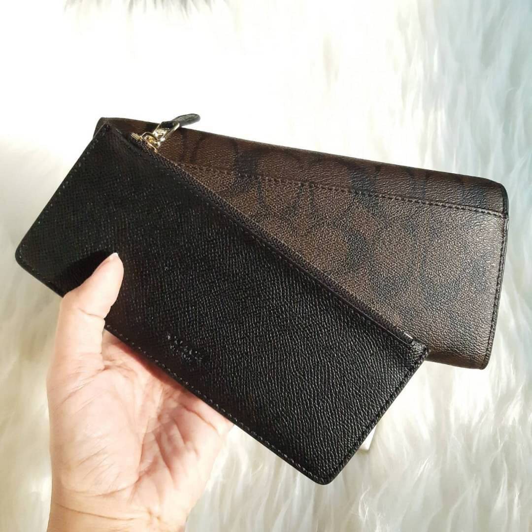 ของแท้ COACH F52601 POP SLIM ENVELOPE WALLET IN SIGNATURE กระเป๋าสตางค์รุ่นฝาพับ ดีไซน์เรียบหรู คลาสสิค ใช้งานง่ายและสะดวกมากๆ