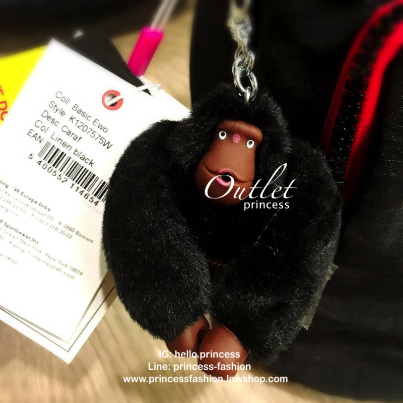 KIPLING ART 2WAY BACKPACK กระเป๋าสะพายเป้ 2ways วัสดุ Nylon & Polyester 100% โดดเด่นที่สามารถสะพายได้หลายแบบ ทั้งแบบเป้ หรือใช้สายยาวสะพายไหล่ Crossbodyได้ หูหิ้วเเละสายสะพายลวดลายสวย มีช่องซิปใส่ของด้านหน้า มีช่องใส่ของด้านหลัง1ช่อง หัวซิปโลโก้เเบรนด์ ภา