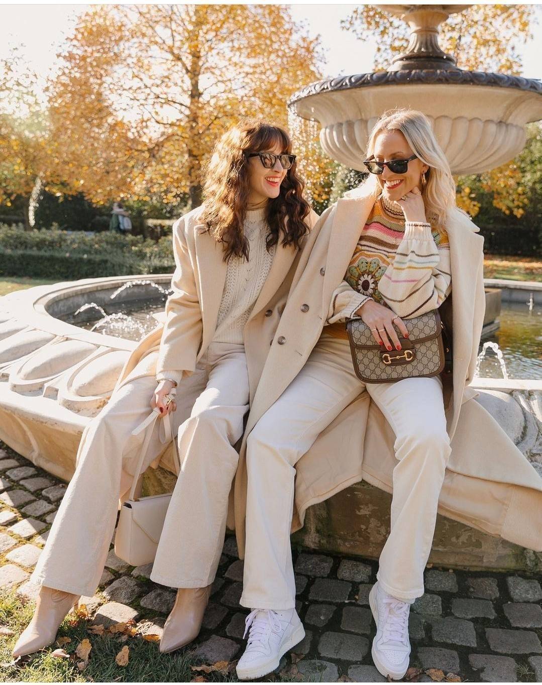 Gucci horsebit 1955 shoulder bag / GUCCI BAG พร้อมส่ง 5 สี กระเป๋าสะพายไหล่/สะพายข้างทรงคลาสสิค สวยผู้ดี ดารา เซเลปใช้กันเพียบ สวยอยู่ทรง มากี่รอบก็ไม่เคยพอ!! รุ่นเด็ดสุด!! ฮ็อตสุด!! ให้สิบว้าวไปเลย