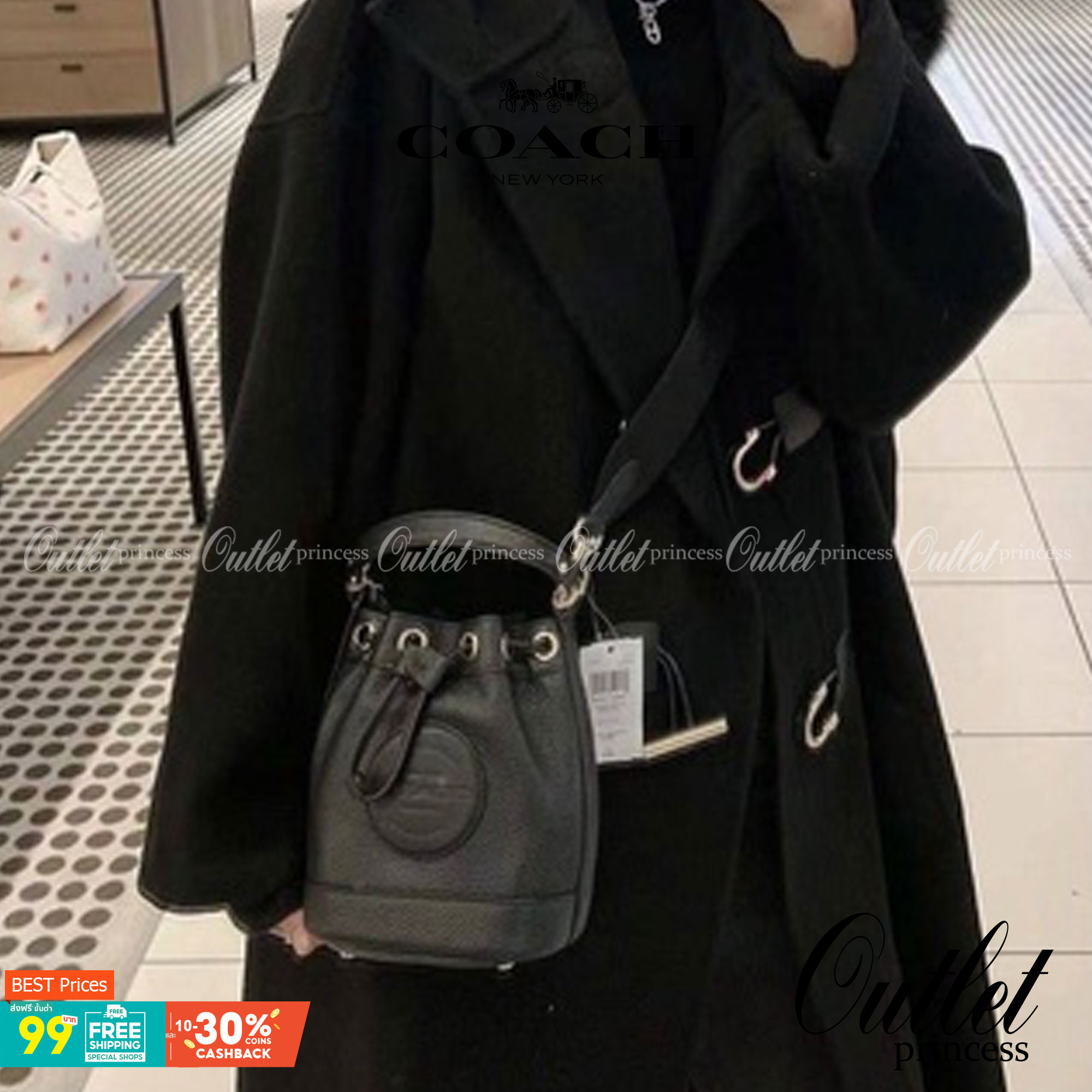 COACH C5121 DEMPSEY DRAWSTRING BUCKET BAG 15 WITH COACH PATCH น้องคนสวยมาใหม่จ้า ละมุนคุณหนูต้องมาอีกแล้วแหละ กระเป๋าทรงถังไซส์มินิ ใช้งานง่ายด้วยการรูดหนังปิดรอบปากกระเป๋า ทุกอย่างลงตัวที่สุด!! มาพร้อมตัวห้อยรูปหัวใจสีทองกุ๊กกิ๊ก น่ารักมากๆ มีหูหิ้วในตัว