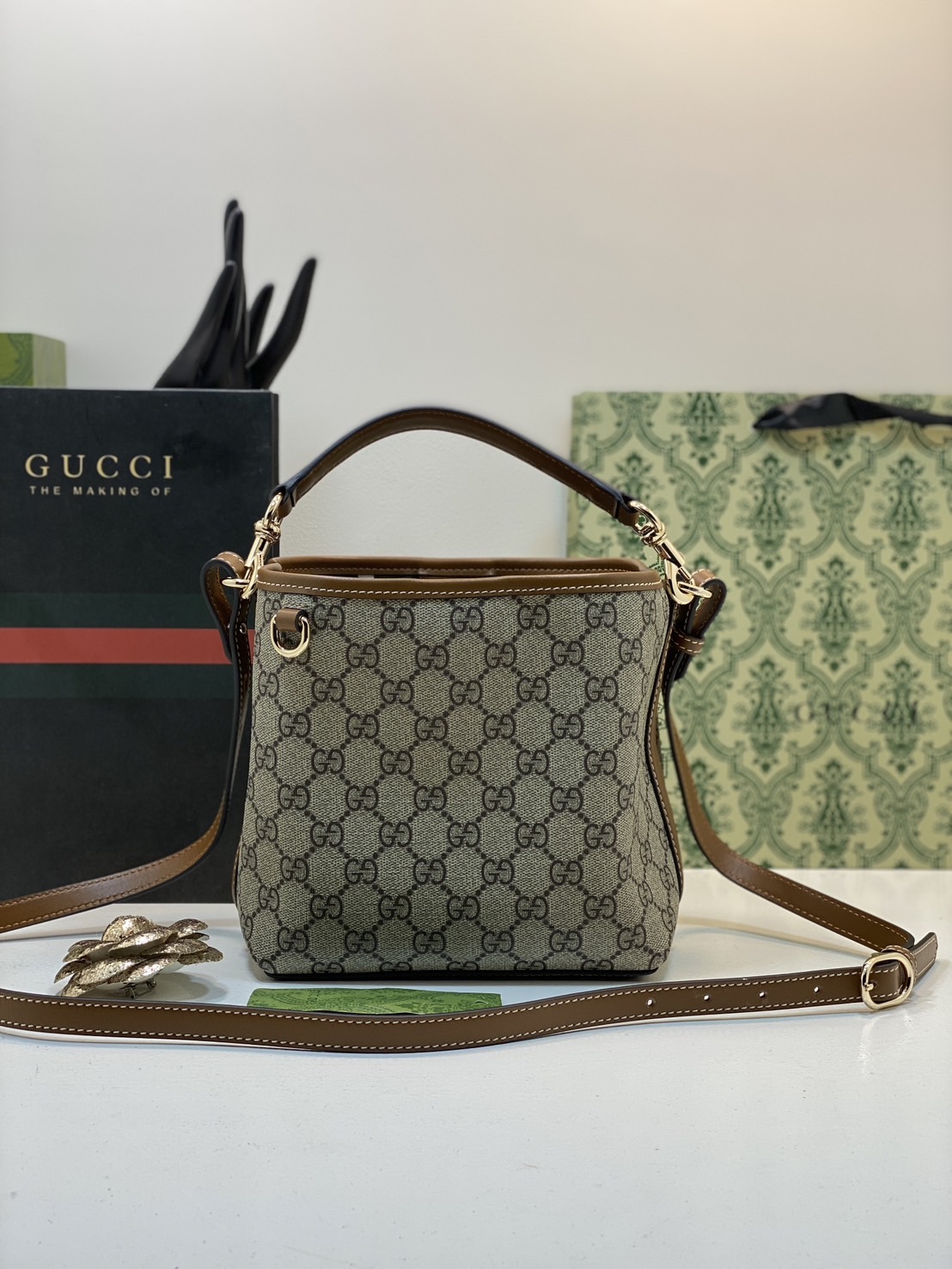 GUCCI BUCKET BAG / Gucci Supreme Vintage Monogram Canvas Bucket Bag กระเป๋าทรงบัคเก็ตวินเทจงานแบรนด์หรู เกรดออริ 1:1 สลับแท้ งานสวยตามรูป ใช้งานต่างประเทศได้