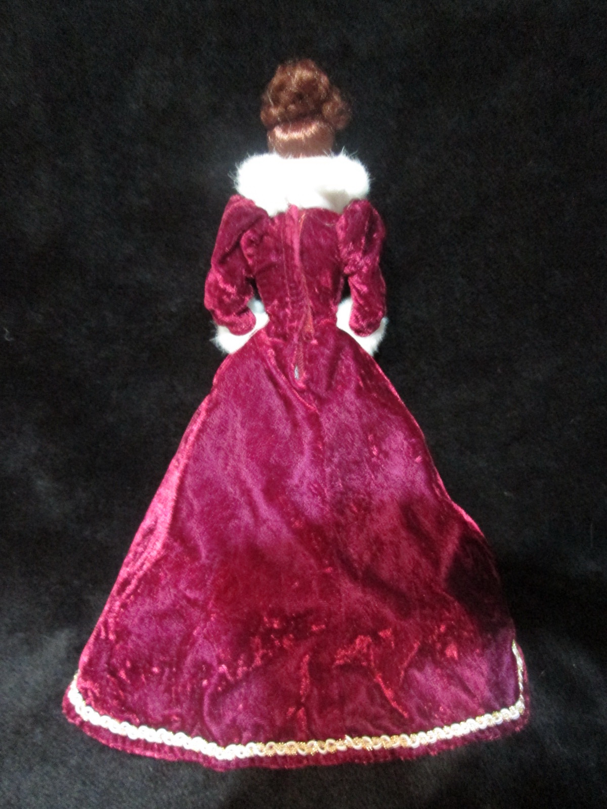 Barbie Holiday Vintage from 1996 ตุ๊กตาบาร์บี้แท้มือสองสภาพดี