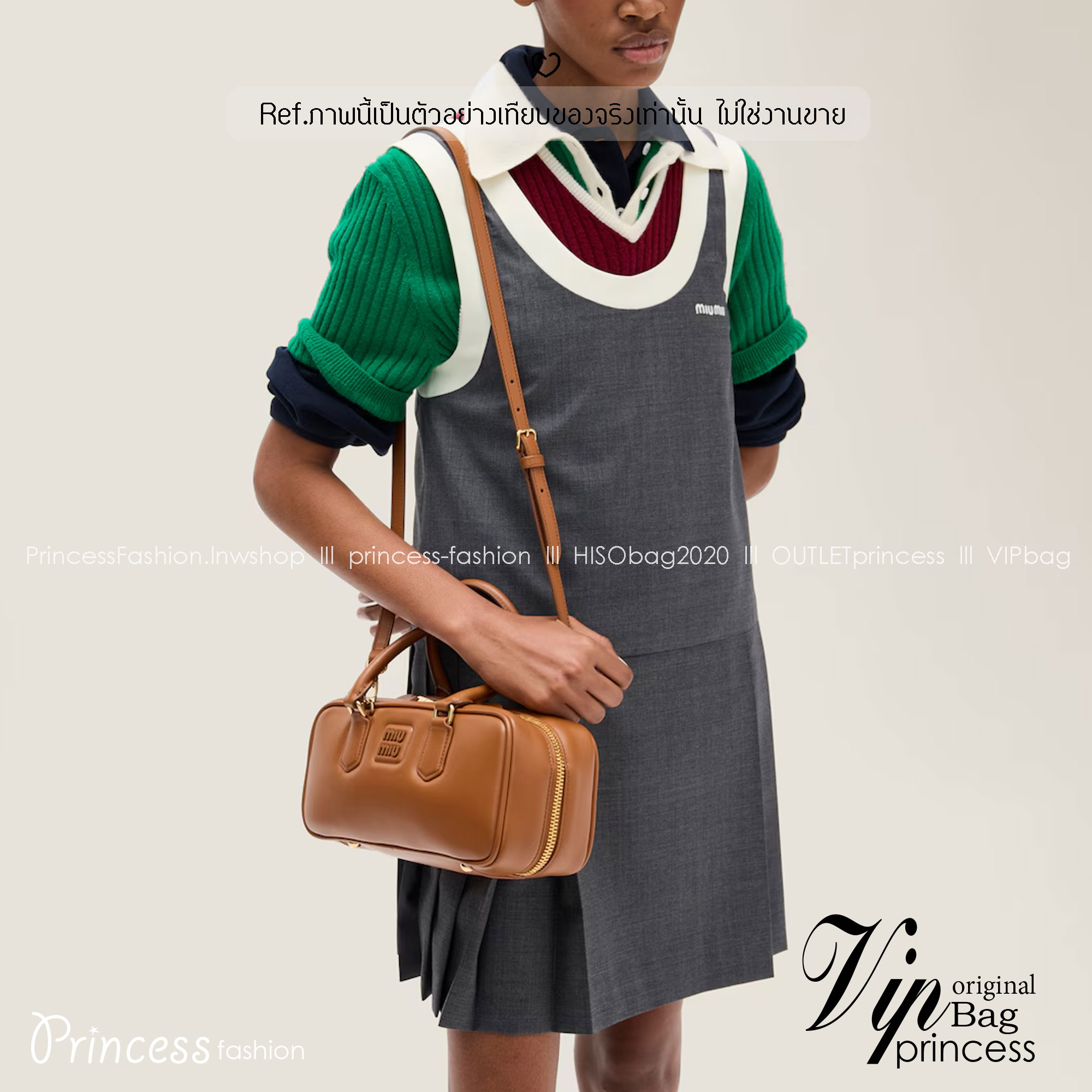 MIU MIU Arcadia leather bag กระเป๋าถือ/สะพายสุดชิคมากในตอนนี้ ดีไซน์เรียบแต่มากมีอยู่จริง สวยดูแพง แมทชุดได้ง่ายสุด มินิมอลมินิใจ หูจับในตัวง่ายและสะดวกพกพา มาพร้อมสายสะพายข้างให้อีก