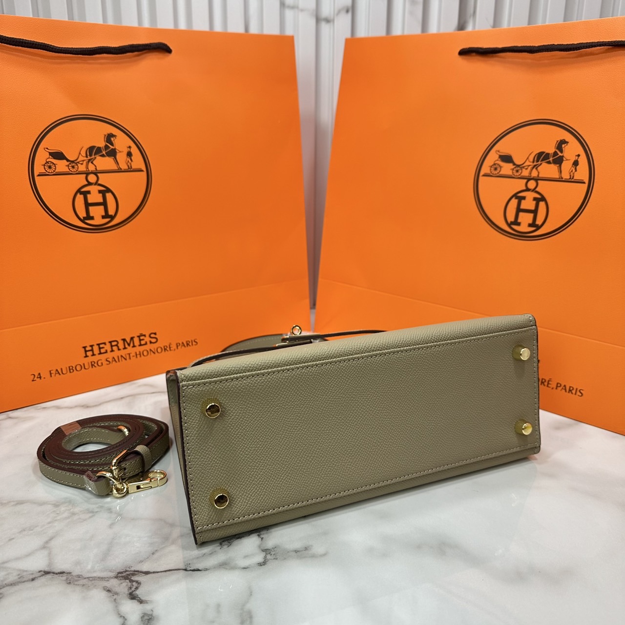 ORI หนังแท้ | Hermes Kelly 25cm / 28cm กระเป๋าสะพายที่สุดแห่งหรูหราลัคชู นิยามของความสง่างามเหนือกาลเวลา แบรนด์เนมในฝัน งดงามดั่งเจ้าหญิง