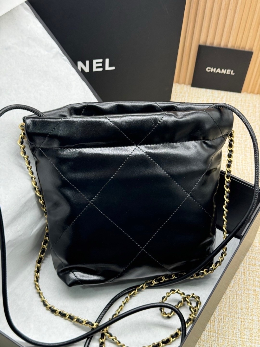 พร้อมส่ง 11 สี ORI หนังแท้ | CHANEL 22 Mini Handbag กระเป๋าสะพายสุดหรู รุ่นยอดนิยม 🤍 เกรดออริจินอล หนังแท้ ภาพถ่ายจากงานขายจริง ใช้งานต่างประเทศได้