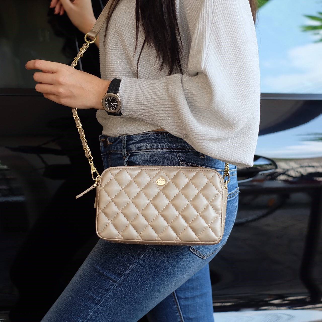 💥รุ่นขายดี มาเพิ่มแล้วค่า KEEP Carla รุ่นขายดีที่สุด ทรง น่ารักสุดๆ 💙 พร้อมสีCollection ใหม่ ‘’Blink Blink glitter ‘’ มีให้เลือกถึง 3 สี : Blink Blink glitter in Pink // Blink Blink glitter in Grey // Blink Blink glitter in Brown 👍