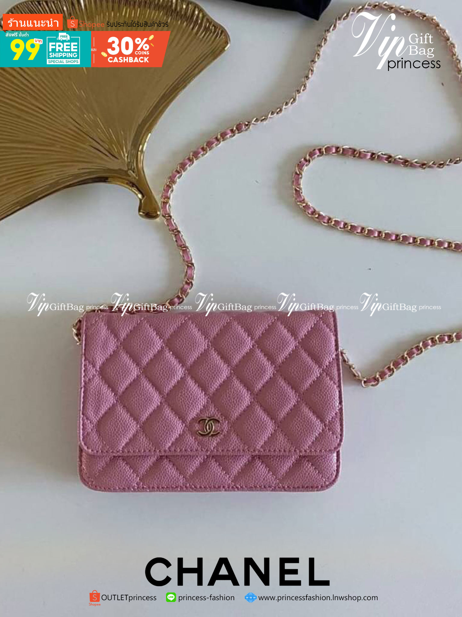 หนังแท้ VIP GIFT CHANEL CLASSIC CROSSBODY CHAIN IN PASSTEL BAG ทำไมน่ารักขนาดนี้ ^^ สีโทนพาสเทลละมุนมากค่ะ งานหายาก สายคิ้วห้ามพลาดเลยน้าาา วัสดุหนังลายคาเวียร์ อยู่ทรงคุณภาพดีตามแบบฉบับของแบรนด์ ขนาดกำลังดี น้ำหนักเบา ด้านหน้ามีโลโก้แบรนด์อะไหล่หรู มีช่อ