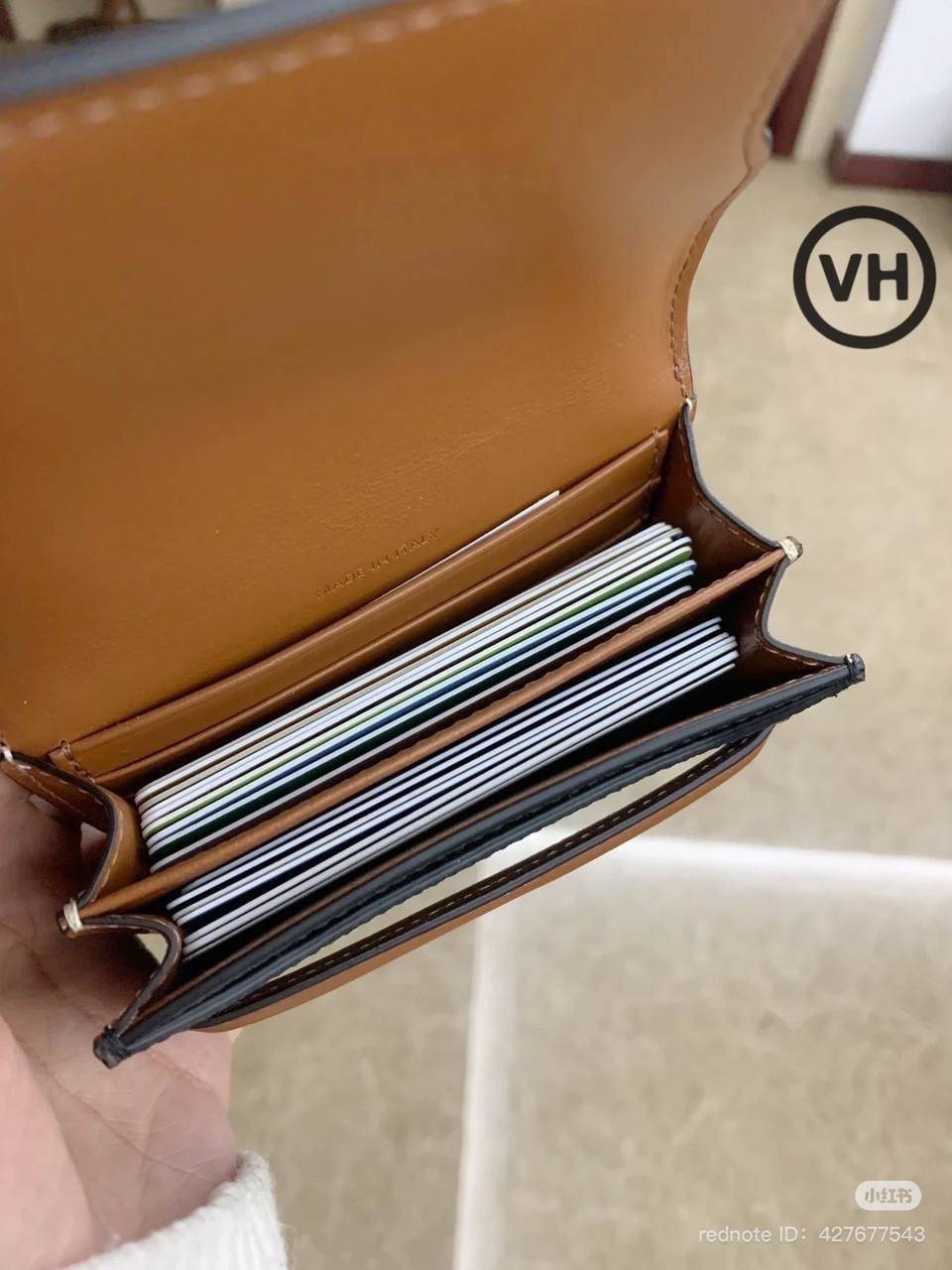 ORI หนังแท้ | CELINE BUSINESS CARD HOLDER TRIOMPHE IN Triomphe / CELINE Wallet กระเป๋าสตางค์ใส่การ์ด ใส่เหรียญ กระเป๋าสตางค์ใบสั้น กระเป๋าสตางค์ซีลีน