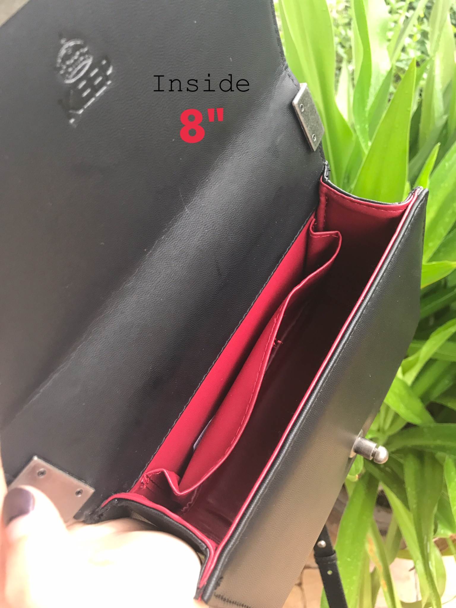 รุ่นขายดีที่สุด!!!! KEEP Quited Boy Bag กระเป๋า ทรง boy style KEEP LOOK Cool มากๆ เลยน๊าใบนี้ ไม่มีถือว่า Out มากๆ 💘ตัวกระเป๋าอยู่ทรง ทำจากหนังแกะสังเคราะห์นิ่ม-ตึงสวย สายโซ่ มีที่รองไหล่ สะพายสบายคะ สายปรับ สั้น ยาวได้คะ ใบนี้ ไม่ต้องพูดถึงความสว