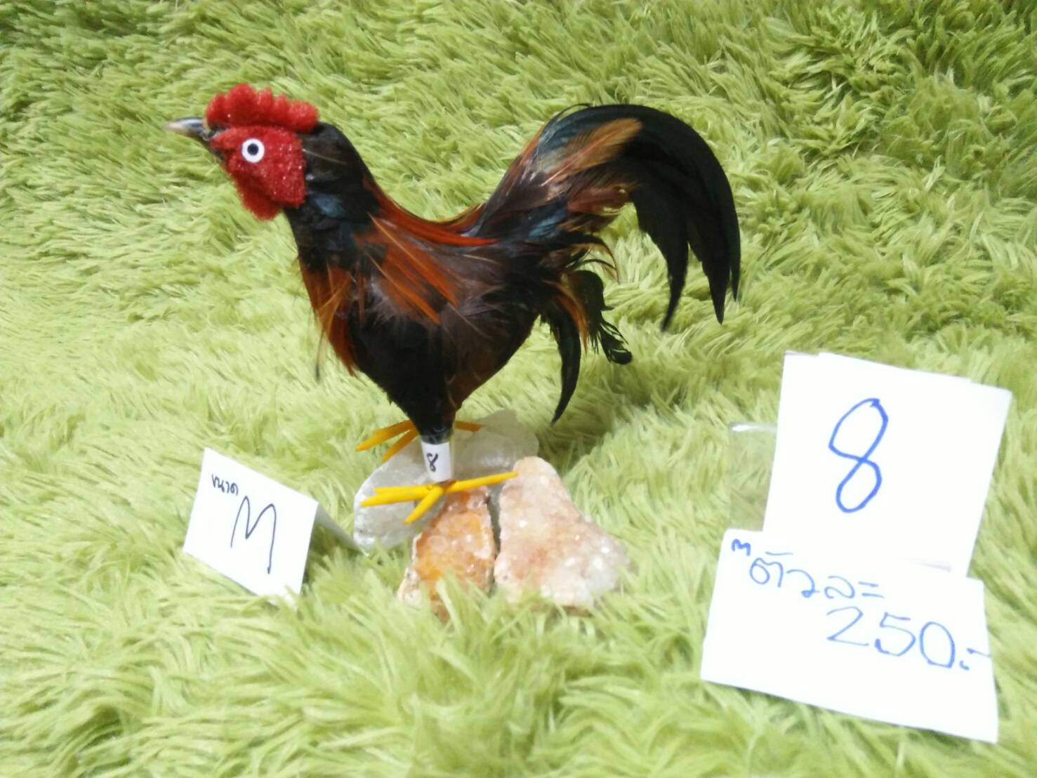 ไก่ปลอม โครงลวด ขนจริง สูง 12-13cm ยาว 15-22 cm