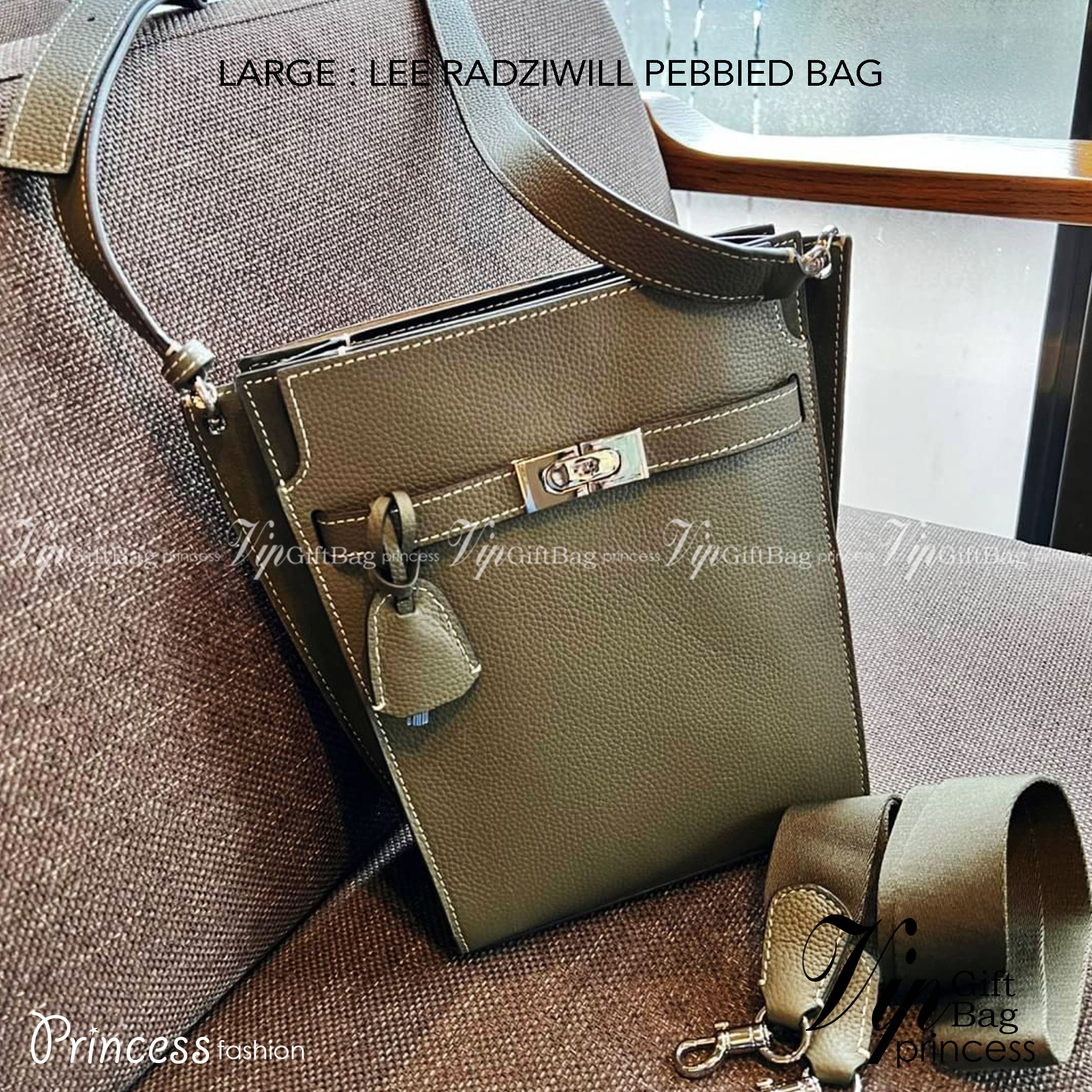 Large TORY BURCH LEE RADZIWILL PEBBIED BAG ((139014)) เป็นรุ่นที่สวย หรู น่าใช้มากๆค่ะ! ลุคหรูดูดีมากๆ กับกระเป๋าสะพายข้างจากTB ใบใหญ่