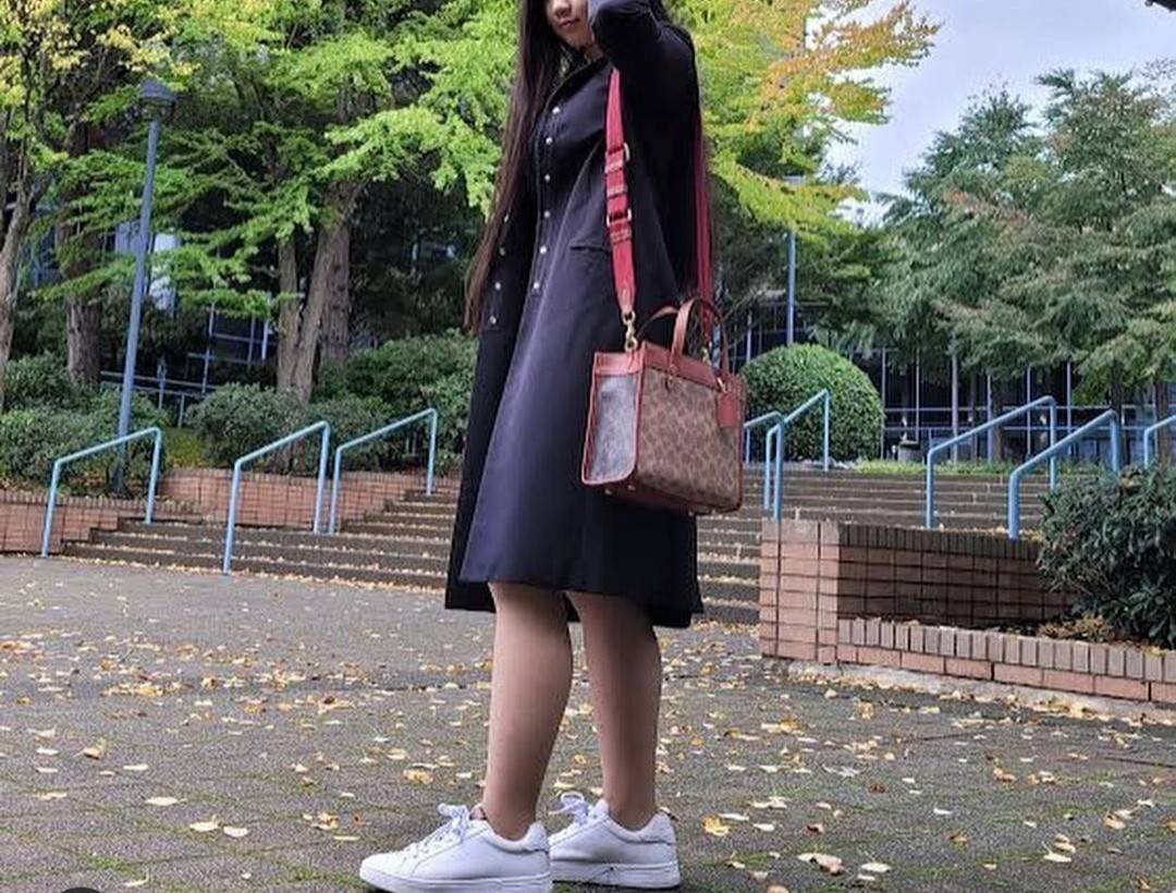 COACH FIELD TOTE 22 WITH HORSE AND CARRIAGE PRINT (C3866)ðāļāļĢāļ°āđāļāđāļēāļāļ·āļ āļāļĢāļ°āđāļāđāļēāļŠāļ°āļāļēāļĒ Unisex āļāļĢāļ TOTE āļŠāļļāļāļŪāļīāļ āļāļĩāđāļŪāļīāļāļāļąāļāļĄāļēāļāļāļąāđāļāļāļēāļĒāđāļĨāļ°āļŦāļāļīāļ// āļ§āļąāļŠāļāļļāļŦāļāļąāļāđāļāļāļ§āļēāļŠāļāļļāļāļ āļēāļ āļāļŠāļĄāļŦāļāļąāļāđāļāđāļāļĒāđāļēāļāļāļĩ āļāļĒāļđāđāļāļĢāļ āļŠāļļāļāļŠāļ§āļĒ āđāļāļāđāļāđāļāļāđāļ§āļĒāļĨāļēāļĒ C Signature āļāļĩāđāđāļāđāļāđāļāļāļĨāļąāļāļĐāļāđ// āļāđāļēāļāđāļāđāļĨāđāļāļāļ§