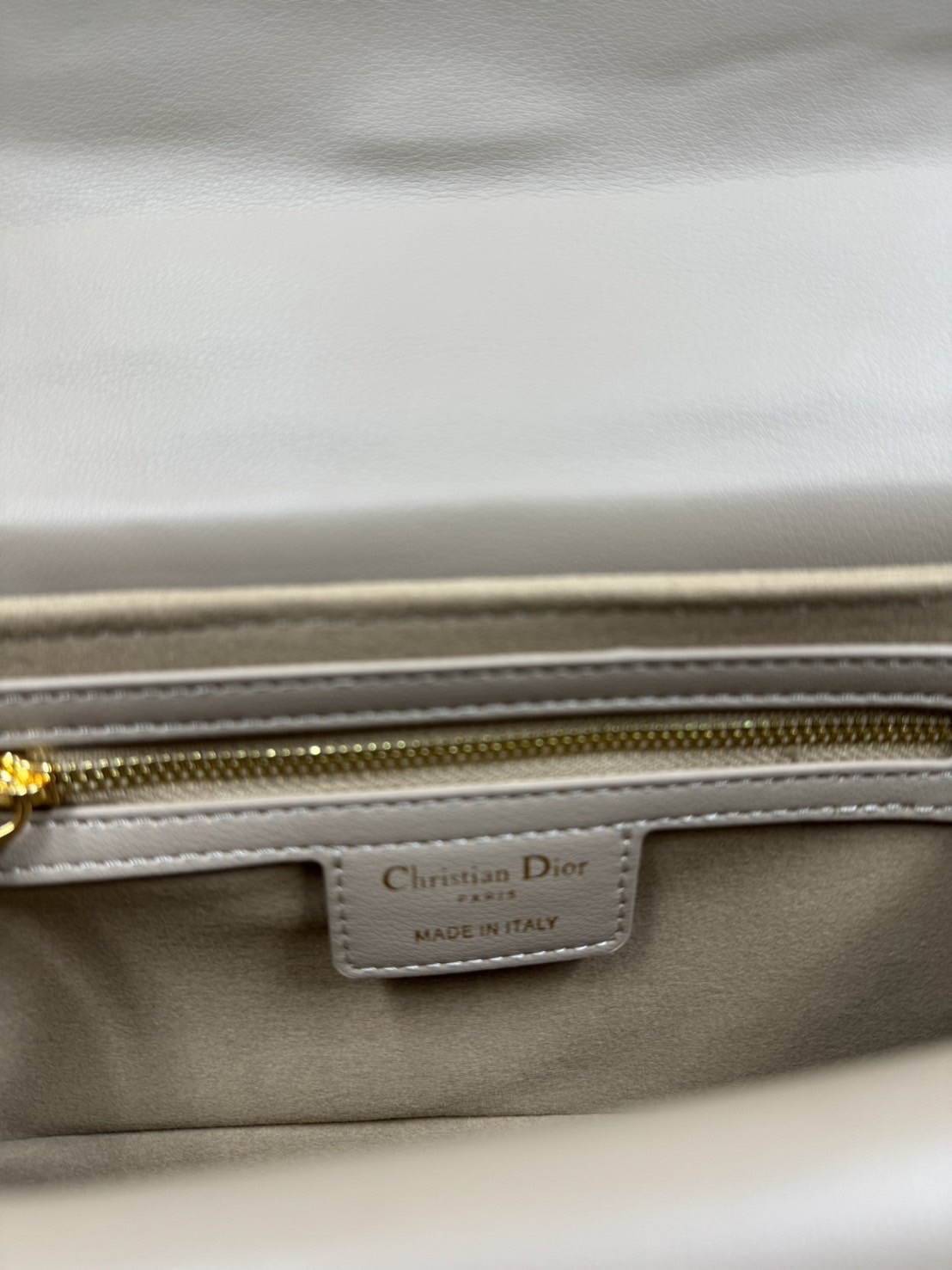 พร้อมส่ง 6 สี Small Dior Jolie Top Handle Bag 22cm กระเป๋าสะพาย เกรดออริ สลับแท้ 1:1 ใช้ต่างประเทศได้