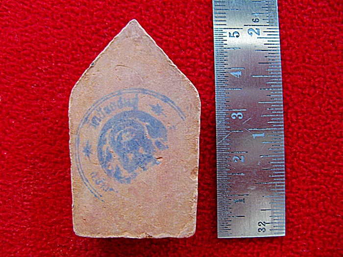 สินค้าหมดค่ะ พระขุนแผนห้าเหลี่ยมพิมพ์ใหญ่เนื้อดิน หลวงปู่นาม ปี2553 วัดน้อยชมภู่ พร้อมรูปภาพหลวงปู่นามค่ะ